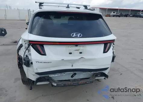 2022 Hyundai Tucson Sel z USA, uszkodzony, nr VIN 5NMJB3AE0NH131799